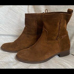 Frye - Cara Short Suede Boot